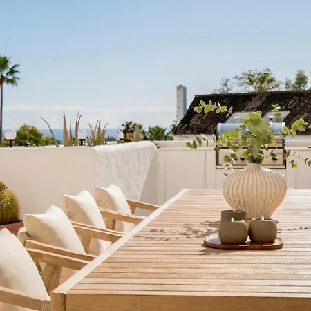 Apartman Beautiful 3-bedroom In