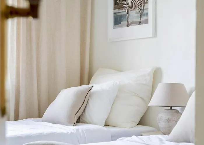 Beautiful 3-bedroom In Apartment Marbella