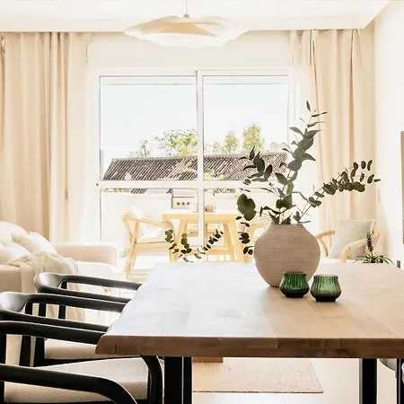 Apartamento Beautiful 3-bedroom In *